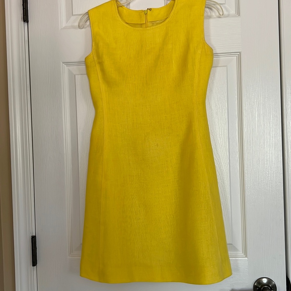 Canary yellow scoop neckline sleeveless fully lined linen shift dress small